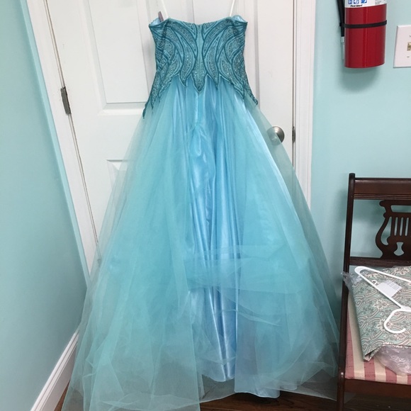 Sky Blue prom ball gown - Picture 3 of 5